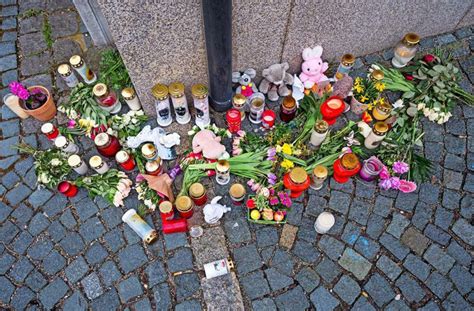 Abschied Von Lena Noch Immer Viele Fragen Unbeantwortet Oberfranken