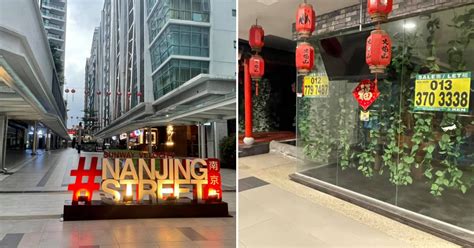 Businesses At Nanjing Street Sunway Velocity Put Up For Sale Sign As