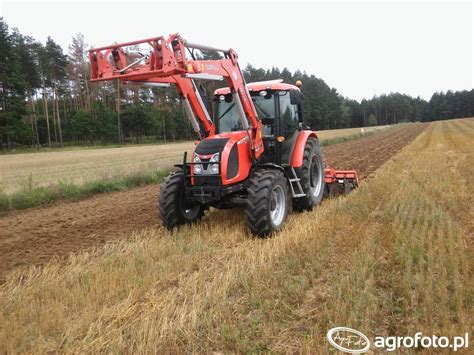 Foto Traktor Zetor Proxima Plus Grano System Shark