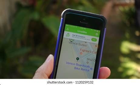 238 Limebike App Images, Stock Photos & Vectors | Shutterstock