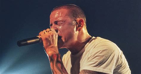 Linkin Park anuncia coletânea Papercuts e lança música inédita veja