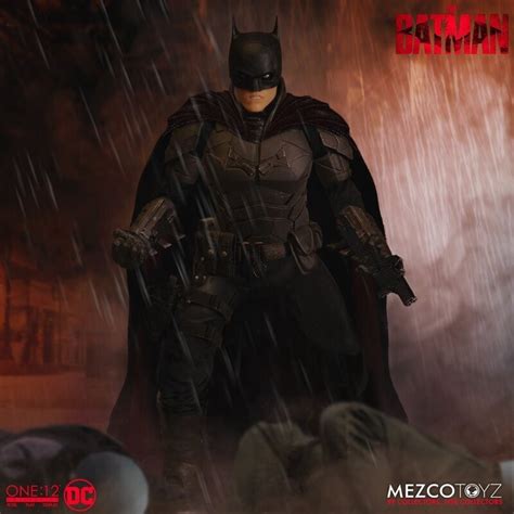 Pre Order Mezco One Collective The Batman