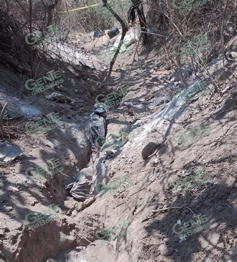 Localizan En Zinap Cuaro Cinco Cad Veres En Fosas Clandestinas Gente