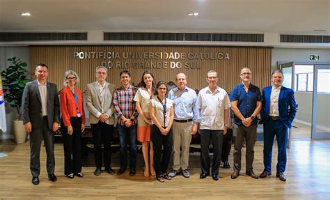 PUCRS amplia parceria a Universidad Técnica Particular de Loja do