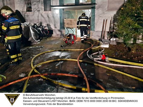 FW M Kellerbrand Im Mehrfamilienhaus Neuforstenried Presseportal