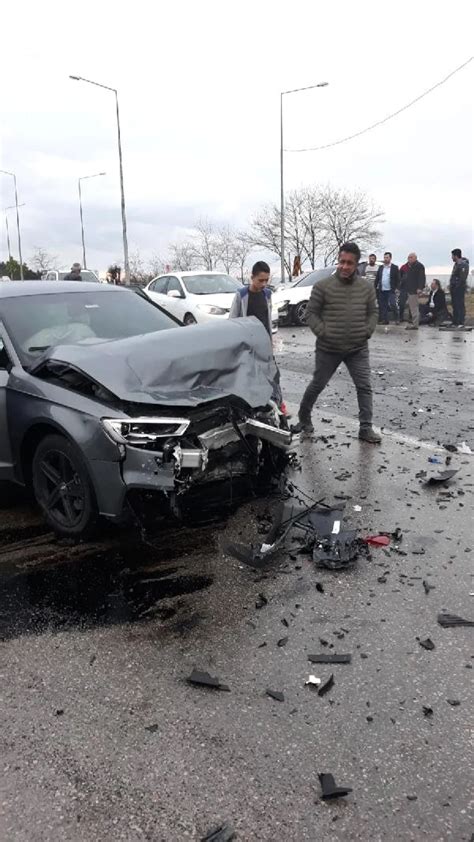 Trabzonspor un Genç Yıldızı Hüseyin Türkmen Kaza Geçirdi Haberler