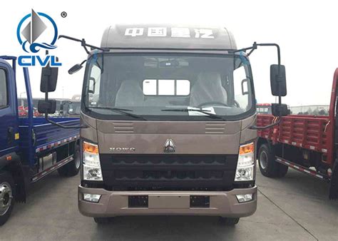 SINOTRUCK 3-5 TONS Light Cargo Truck Made In China, Euro IV Emission ...