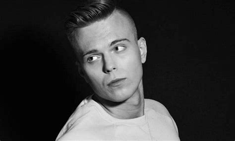 Convicted Sex Offender Sent Prospective Employer Porn Daily Mail Online