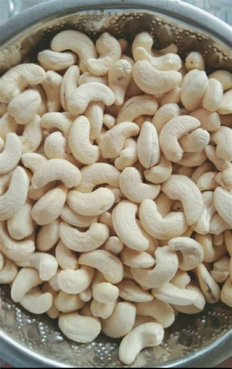 Whole W Benin Quality Cashew At Best Price In New Delhi Id