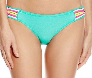 JESSICA SIMPSON Love Me Knot Macrame Side Hipster Bikini Bottom Cool