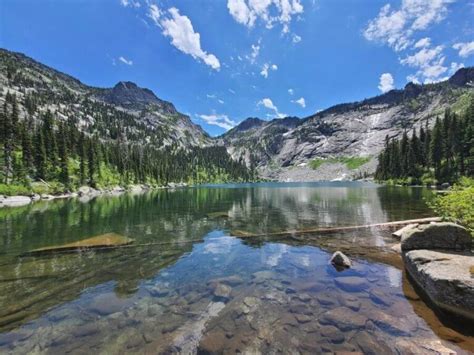 9 Lakes In Idaho That'll Leave You Speechless (Photos) - Hidden Gems US