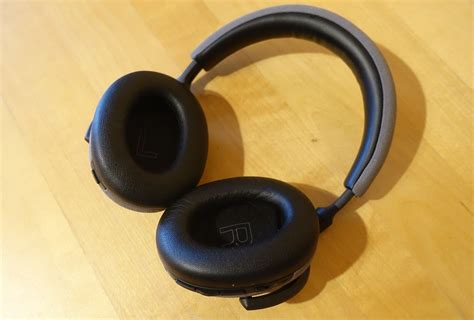 Bowers & Wilkins PX7 review: Terrific sound | Trusted Reviews