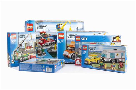 Lot 606 - Lego City Sets,