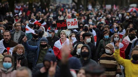 Bielorrusos Protestan Contra Lukashenko En Huelga Nacional Almomento