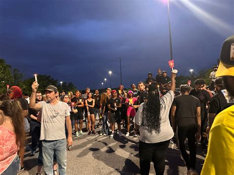 Man Killed At Pr Georges Car Meet Remembered At Vigil The