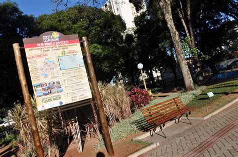 Praça Rubiao Júnior - Praça Rubião Júnior recebe totem do ponto de partida do projeto Cuesta ...