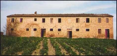 Italy Farms and Ranches for Sale: List and Find the Best Farm and Ranch ...