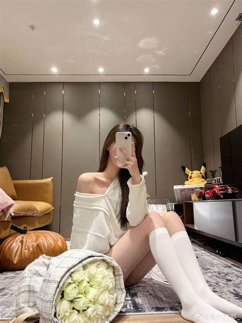 Pin Oleh Ulzzang C2 UD83E UDE90 Di Girls Type Wanita Gaya