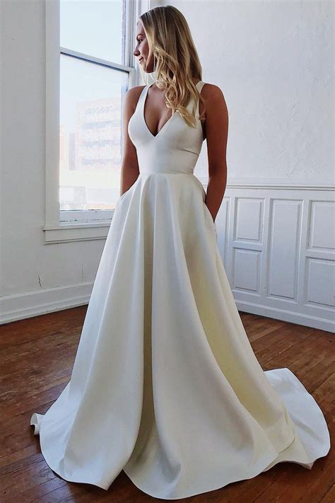 Straps Bow Satin White Long Wedding Gown V Neck Wedding Dress