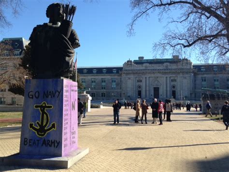 Navy Midshipmens Traditions Ahead Of Army Navy Game Wtop News