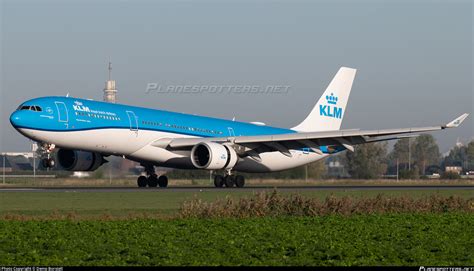 PH AKE KLM Royal Dutch Airlines Airbus A330 303 Photo By Demo Borstell