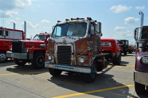 International Emeryville | Big trucks, Old trucks, International truck