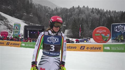 Lena Dürr mit Kampfansage Starker 1 Lauf in Slowenien beim Slalom von