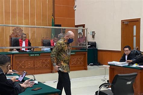 Hakim Vonis Teddy Minahasa Besok Kuasa Hukum Siap Hadapi Putusan