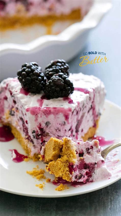 Refreshing No Bake Frozen Blackberry Pie Recipe