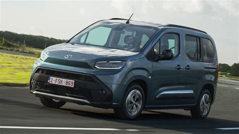 Toyota tiene su propio Citroën Berlingo que acaba de ser actualizado y