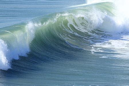 royalty  photo ocean waves  shore pickpik