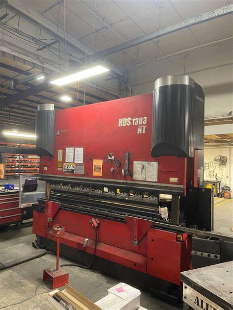 143 Ton X 10 Amada HDS 1303NT CNC Press Brake 2009 5 Axis BG Lots