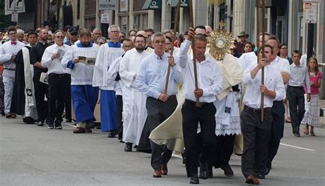 Corpus Christi History And Tradition Omnes