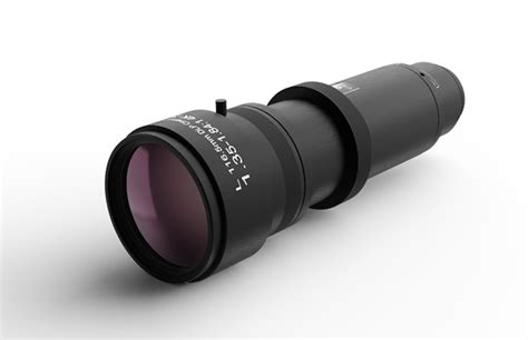 1.35-1.84:1 4K premium high contrast zoom lens