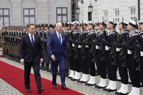 Em Discurso Na Polônia Biden Reforça Compromisso Da Otan De Defender