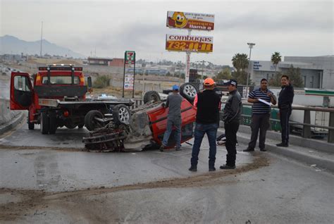 Se Vuelca Tránsito En Puente El Campesino El Siglo De Torreón