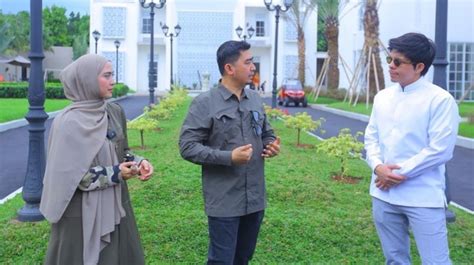 Ustaz Solmed Siap Jual Rumah Barunya Seharga Rp80 Miliar Kalau Cuan