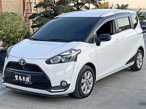 Toyota Sienta Ikey