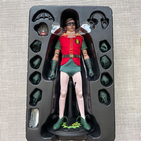Batman And Robin 1966 Classic Tv Hot Toys Mms218 Mms219 Hobbies Toys Toys Games On Carousell