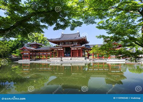 Byodo no Templo Budista Em Uji Japão Foto de Stock Imagem de famoso