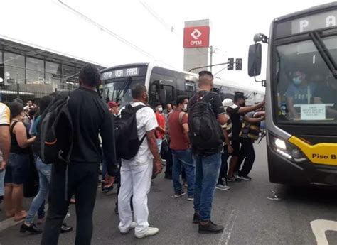 Trem De Carga Descarrila E Afeta Opera O Das Linhas E Da Cptm