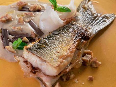 Branzino Ripieno Di Lardo Con Crema Di Castagne E Cioccolato Ricetta Di