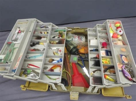 Fishing Tackle Box - Lures - Reels | Live and Online Auctions on HiBid.com