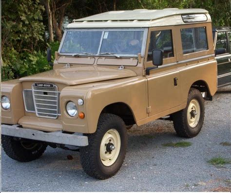 1973 Land Rover Series III - Information and photos - MOMENTcar