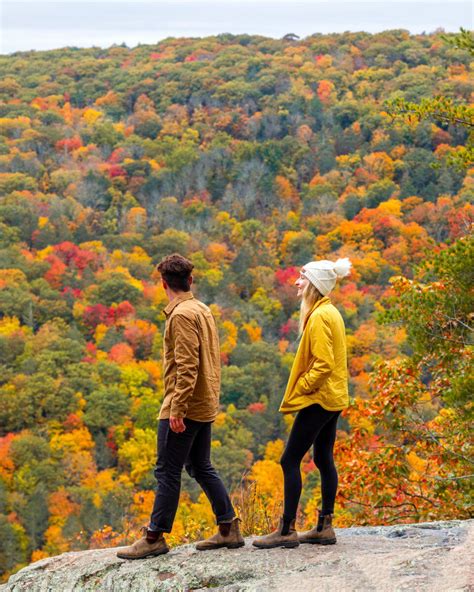 Ultimate Connecticut Fall Foliage Road Trip Guide