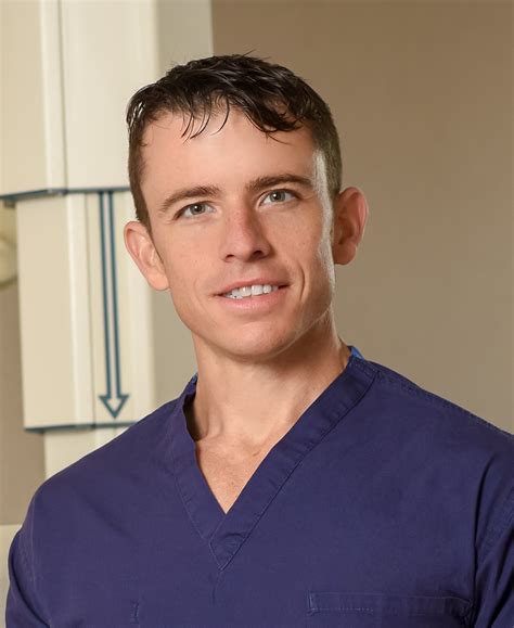 Doctors & Staff | New Jersey Spine Specialists