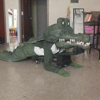 CYT Tick Tock Crocodile Costume : 9 Steps - Instructables