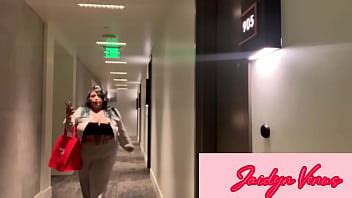 BBW Jaidyn Venus Fucks Up Ssbbw Hunters Delivery Order And Has To Pay