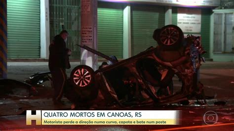 Quatro Pessoas Morrem Após Carro Capotar E Bater Em Poste Em Canoas