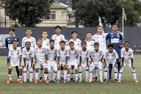 Santos volta a vencer o União Barbarense e avança as quartas de final